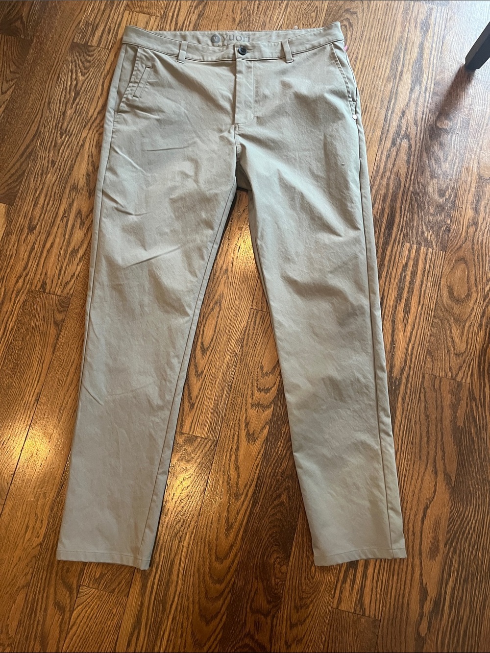 Vuori 34 Men's Slim Chino Pants in Light Khaki